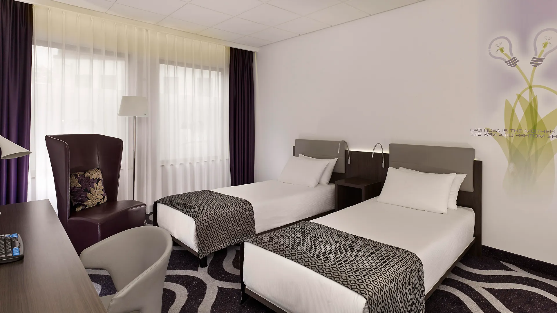 Отель Park Plaza Эйндховен