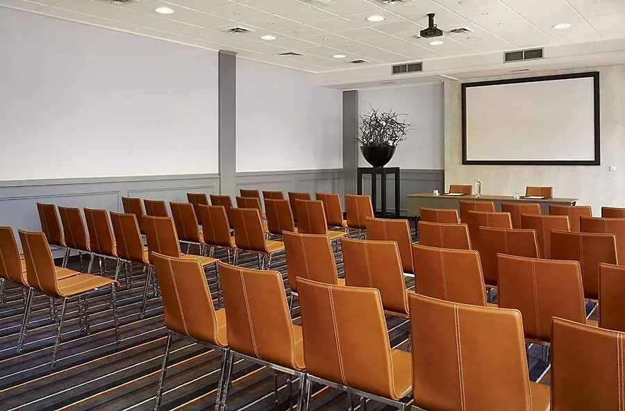 Park Plaza Eindhoven Hotel 4*,
